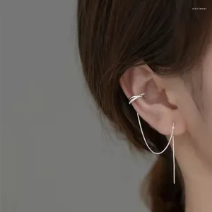 Pendientes traseros Clip de oreja de diamantes de imitación geométrico irregular para mujer Alambre de borla de color plateado simple Joyería elegante Accesorios de moda