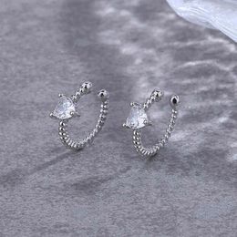 Boucles d'oreilles Amour Clip coeur pour les filles Simple Fake Piercing Conch Silver Color Zircon No Hole Areille Accessoires Femmes Bijoux EF167