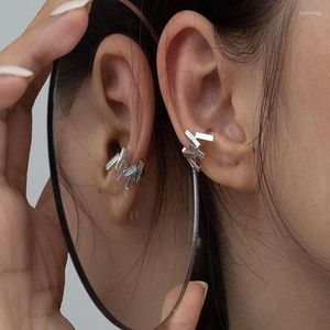 Boucles d'oreilles Punk irrégulières, petit métal couleur or argent sans Clip percé pour femmes, breloques de mode coréenne, bijoux d'oreille 2023