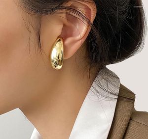 Dos Boucles D'oreilles Super Grand Géométrique Ovale En Métal Non Piercing Clip Pour Femmes Dames Charmes Cool Personnalité Oreille Bijoux