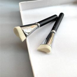 Backstage Contour Makeup Brush N ° 15 Synthétique Perfect Face Sculpting Poudres Blend Finish Brush6812899