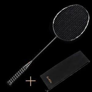 RACKETS BADMINTON 1PCS TRALIGHT RACKET CARBON RACQUET FIBRES DES FIBRES OFFENSIONS ENTRAÎNEMENT OFFENSION AVEC LA DROP DE SAG