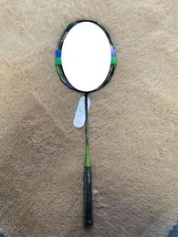 Raquettes de badminton 4u raquette haute pression toutes fibres de carbone haute apparence plusieurs modèles au choix avec un sac 230927