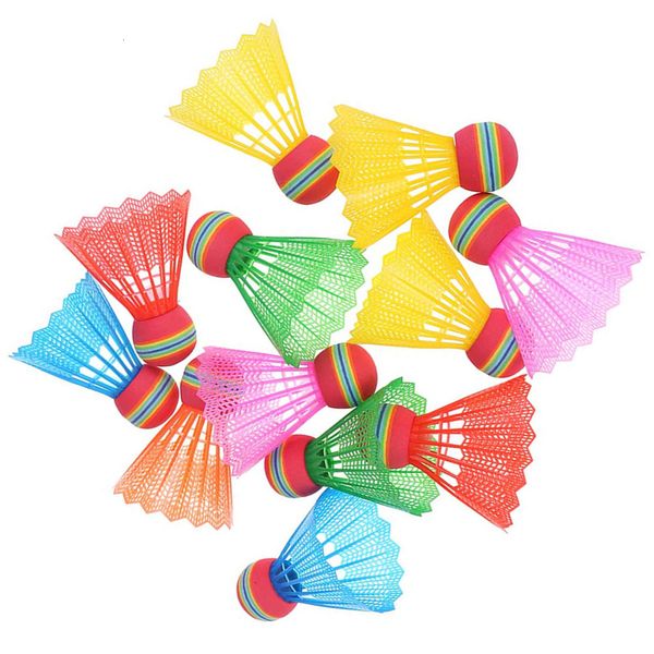 Volants de badminton 12 pièces balles d'entraînement de sport en plastique intérieur liège enfants Air Nylon 230616