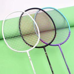 Badminton String Ultralight 10U 54g Professioneel Full Carbon Racket N90III Bespannen Racket 30 LBS met Handvatten en Tas G5 231208