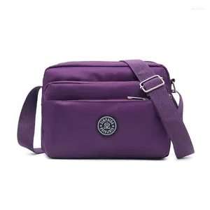 Bolso 2024 Casual Color sólido bolsos de mujer diseñador de lujo hombro tela de nailon señora Messenger teléfono móvil al por mayor