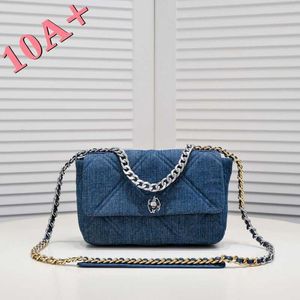 Sac 2024 denim pour la chaîne crossbody de la chaîne printemps / été 26 * 16 * 10cm épaule d'épissage