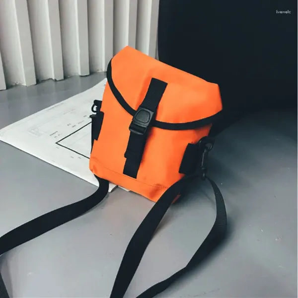 Sac 2024 Fashion Women's Staterproof Nylon Casual Messager portefeuille Khaki Orange Sacs de voyage