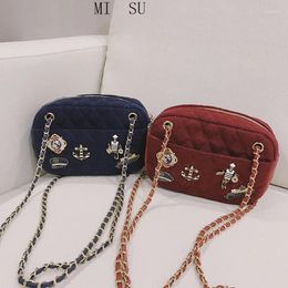 Sac 2024 Designer de luxe Femmes épaule Lady Lady Red Faux Suede Messager Messenger Femelle Blue Prom Prom Crossbody Small Square Sacs