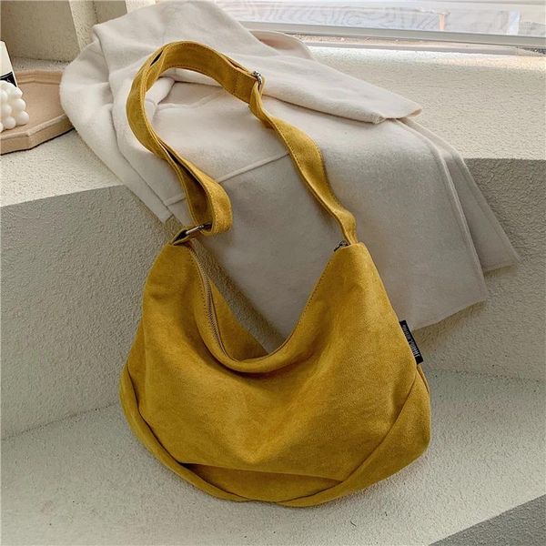 Bolsa 2024 Bolsas de hombro Crossbody para mujeres estilo coreano Big Big Big Bread Strap Gran capacidad Libro de escuela informal