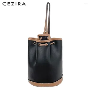 Sac CEZIRA Brand Patchwork Pu Vegan Leather Sacs pour femmes Sacs de seaux à cordon élégant