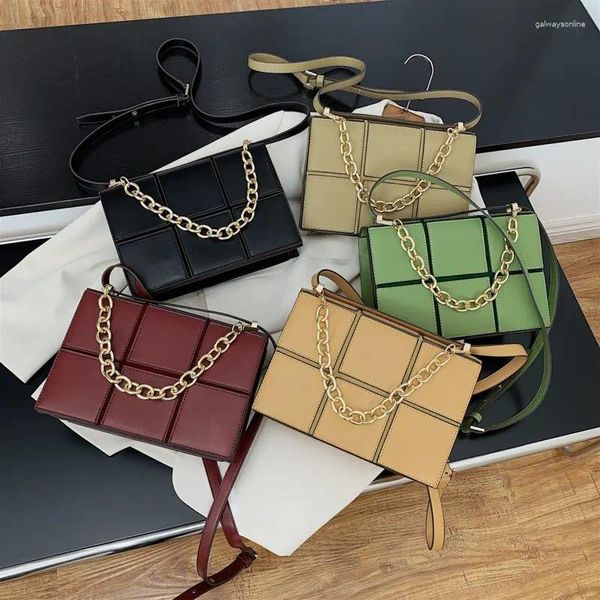 Bag Cube Design Gold Chain Small Cuir Crossbody Sacs pour femmes 2024 Dame des sacs à main et sacs à main de voyage Lady Trendy