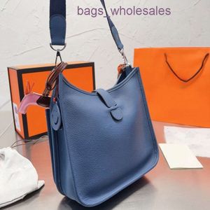 Bag Factory Direct Store en ligne en gros et au détail nouveau sac en cuir Fashion Personnalise épaule Hollow Back Back Femme