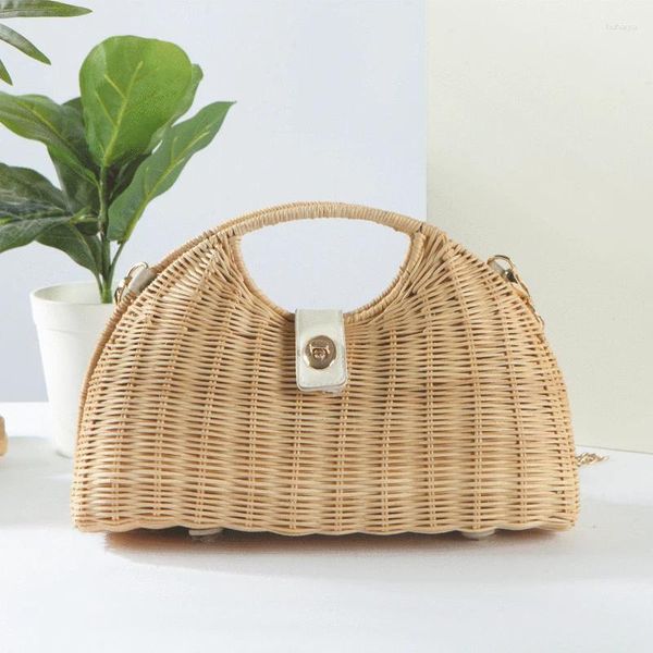 Bolsas de moda Rattan Shell Bolsos para mujeres Cadenas de cajas de mimbre Bolsas cruzadas de hombro Playa Summer Straw Lady Bali Small Tote