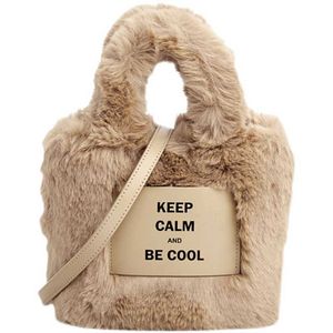 Tas vrouwelijk 2022 herfst en winter nieuwe mode pluche emmer pluste tas hoogwaardige hand gehouden schuine straddle schoudertas