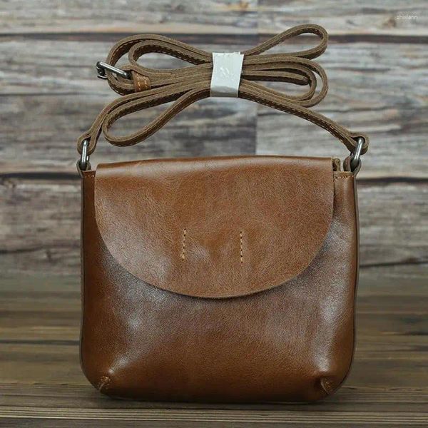 Bolsa Forma retro de cuero genuino mujeres mini bolsas 2024 Simple First Capeta Cosco de hombro Femenino