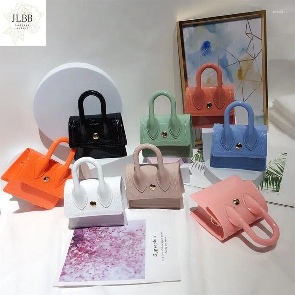 Sac Mini Candy Color Femmes sacs à main Designer Jelly Luxury Clear PVC épaule Crossbody Bags Chains Lady Small Pourses 2024 Été