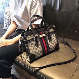 Bolso Nuevo 2022 Moda Messenger Capacidad Solo Hombro Atmosférico Mano Mujer Grande Platino Bolso Monederos Online