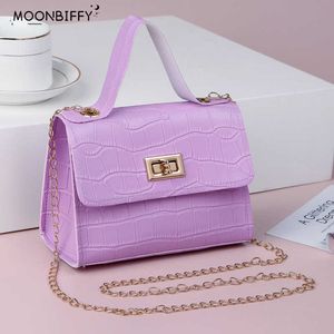 Sac Nouveau Mini Jelly Portefeuille et sac à main 2022 Messenger en cuir Chaîne de mode Fille Mignon Porte-monnaie Sacs à main de fête Bandoulière Y2211