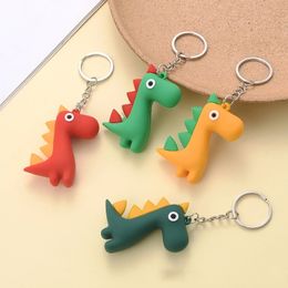Accesorios de piezas de bolsa 1 unid llavero creativo animal dibujos animados anillo dinosaurio titulares ajuste mujeres hombres niño llaves de coche regalos 231219
