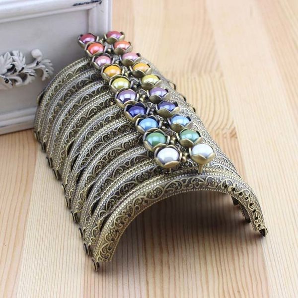 Pièces de sac Accessoires 5pcslot 8.5cm Demi-cercle Lotues Perles Porte-monnaie en métal Cadre Baiser Fermoir 10 couleurs Cadre Baiser Fermoir Serrure DIY Artisanat portefeuille Complices 230509