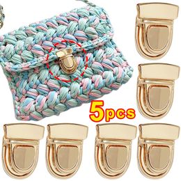 Sac pièces accessoires 5pcsset serrure fermoir attraper sac à main pouce serrure sac à main boucle attaches portefeuille boucle sac à main fermoir en métal serrures pour bricolage faisant de l'artisanat 230713