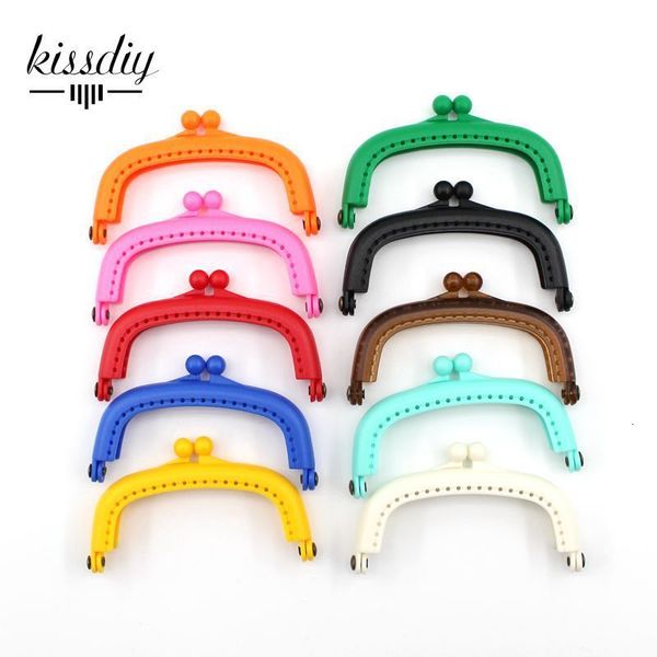 Sac Pièces Accessoires KISSDIY 10 PCS 8.5 CM Candy Arc Résine En Plastique Sac À Main Cadre avec Trou Baiser Fermoir Serrure DIY Sac Accessoires 10 couleurs 230713