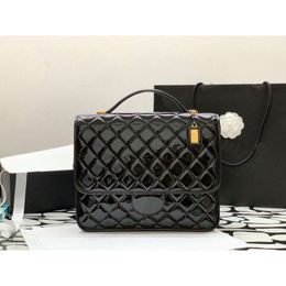 Sacs 22 automne / hiver show style lary peau litchi motif caviar caviar bowpack backpack noir grand diamant grille