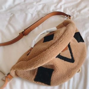 Sacs 23ss Mode Hiver Teddy Taille Sac Designer Sacs de poitrine Bandoulière Laine d'agneau Fourrure douce Bumbag pour hommes Femmes Fuzzy Fannypack