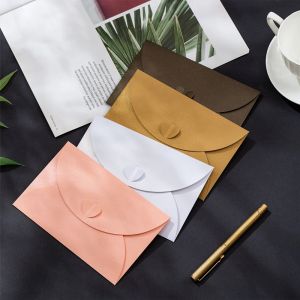 Sacs 50pcs / lot enveloppe Papier Paper blanc Kraft Paper Small Business Fournitures Invitations Postcards Message Enveloppes de mariage