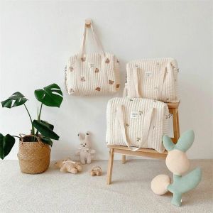 Tassen schattig beren bloem borduurwerkpatroon baby beige katoenen stof ritsluier handtas 2023 nieuwe lage tas lunchzakken