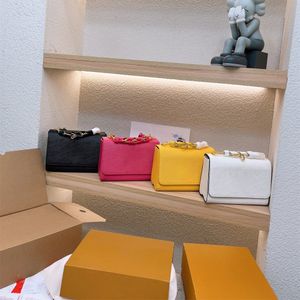 Sacs Designers Bandoulière Sac à main de luxe Femme Portefeuille d'épaule Sacs à main Luxurys Femmes Sacs à main Sac de designer DHgate Cher Petite Mode 01