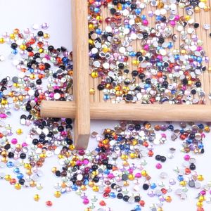 Sacs Fabriques de perles demi-rondes de nombreuses couleurs 2 mm 10000pcs Flatback Glue sur des strass en acrylique Accessoires de vêtements d'artisanat Diy Craft