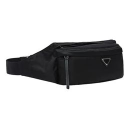 Sacs de haute qualité Femmes Designers Sac en nylon de couleur unie Nouveaux sacs de taille pour femmes homme taille Packs mode Fanny Pack large sangle Crossbod