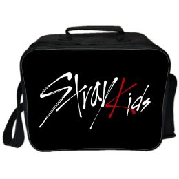 Tassen Kpop Stray Kids Lunch Bag Boy Girl School draagbare lunchzak Koreaanse ster zanger print Food Box Children Picnic Box Mochila