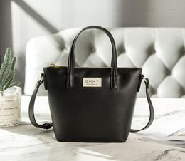 Сумки кожаные сумки 2019 новая волна дикой атмосферы модная женская сумка простая портативная мягкая сумка через плечо3850150