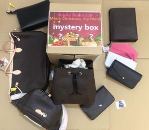 Sacs Mystery Box Sac aléatoire sacs à main sac à main portefeuille Tote anniversaire surprise favorise plus de cadeaux 20212022