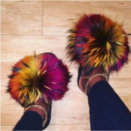 Bolsas Nuevo diseñador Rainbow Fluffy Mommy Kids Women Jelly Purse Purse Fur Slipp y Bag Bags Real Fur Slides con bolso