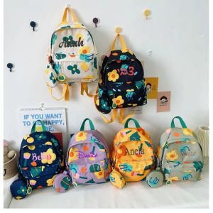 Sacs Personnalisées broderies pour enfants Sac à école de nom de mode Fashion Flower Sackepack Kids Cartoon Cartoon Graphic Backpack With Coin Case