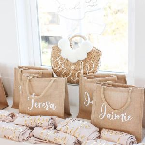 Sacs Mariage personnalisé Mme Burlap Tote Sac Bridal Party Retro Beach Bag Bridesmaid Custom Jute Tote Sac Literary Simple Cadeau