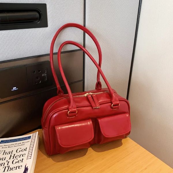Sacs rétro Red Women's Satchel Hobo Sac brevet cuir multi-poche Designer de luxe de luxe sac à main