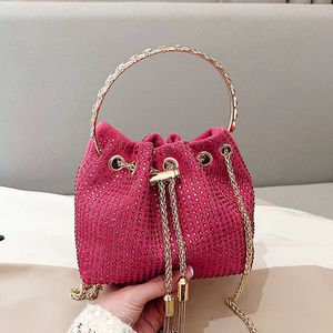 Sacs de cette année S Popular Rhinestone Handbag 2024 Nouveau sac de chaîne à gland à la mode et polyvalent avec une texture à la mode