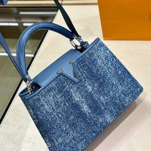 Sacs Totes Handbag Designer Comen Classic Imitation Brand Ing Ing Letter Backle Sac à épaule Polonté de banlieue Volon