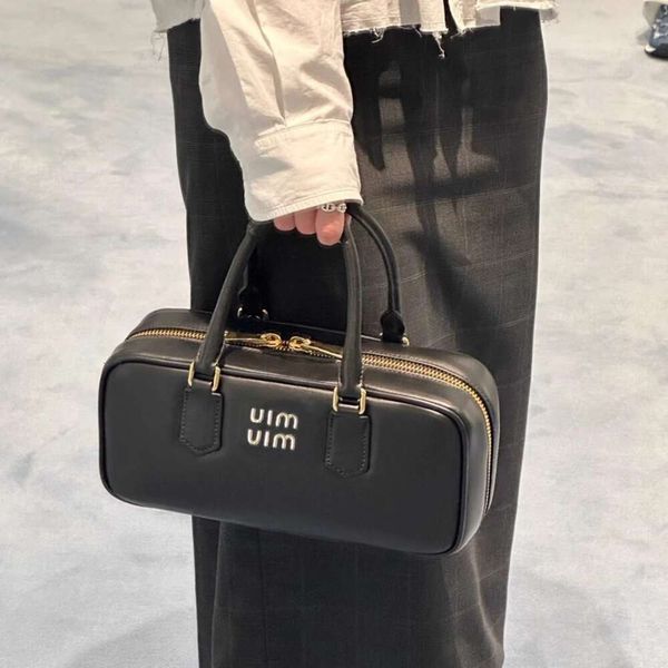 Bags Totes New Niche Design authentine en cuir Bowling Sac Instagram, célébrité Internet Da Tongtong, même Boston portable pour les femmes