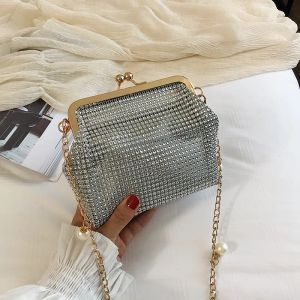 Sacs femmes sac à main de luxe pour femmes sacs de conception sac à main et sac à épaule pour la fête / mariage perle molle diamant le soir 2020 Nouveau