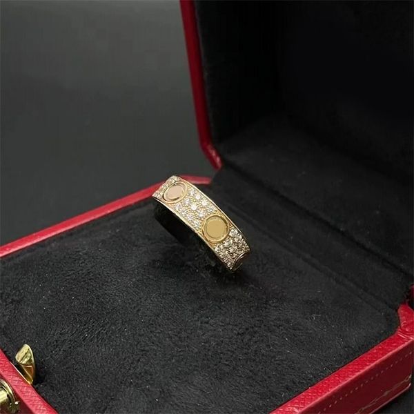 Bague Homme Rings de boda para hombres para hombres Accesorios de diseñador Femenino Regalos Circón Diseñadores de promesa de tornillo dulce Diamantes Diamantes Anillo de amor ZB019 F4