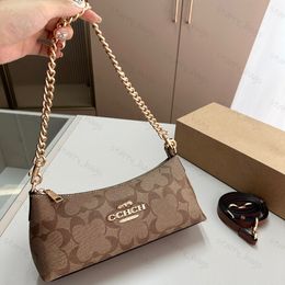 Baguette Bag Cadena de oro Borse Borse Luxury Womens Bangs Bolso Charlotte Bolsas de diseñador de cuero Luxury Crossbody Bag Strap 18