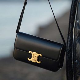 Baguette Designer Beauty Loe Womens Handbags Mini Bags 2024 Shouder New Underarm Sac Fashion One épaule OBLIQUE STR 5ZGO