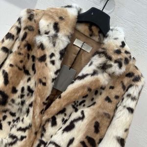 Bajia Haining 2023 nouvel hiver petit lapin Rex motif léopard costume cuir et fourrure manteau intégré pour les femmes 187033