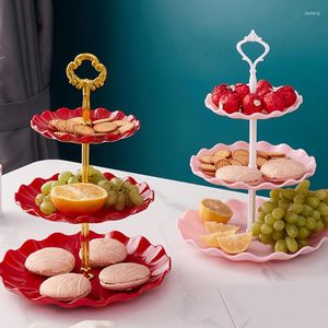 Bakware tools European-achtige drieklagen candy-lade woonkamer creatieve fruitcake-stand verfrissing voor kerstfeestje
